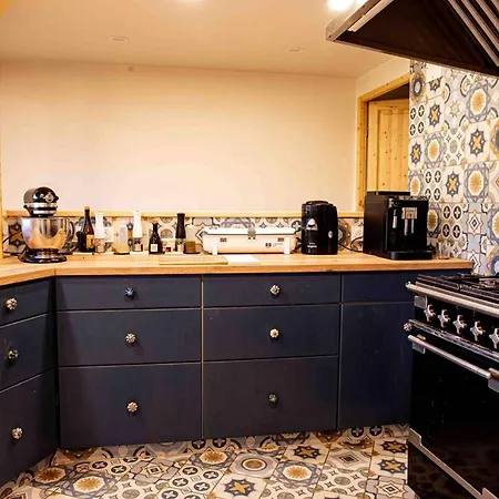 Maison Prestige En Foret Pour 15, Confort Et Elegance Aux Angles - Fr-1-295-213 Ferienhaus Les Angles (Pyrenees-Orientales)