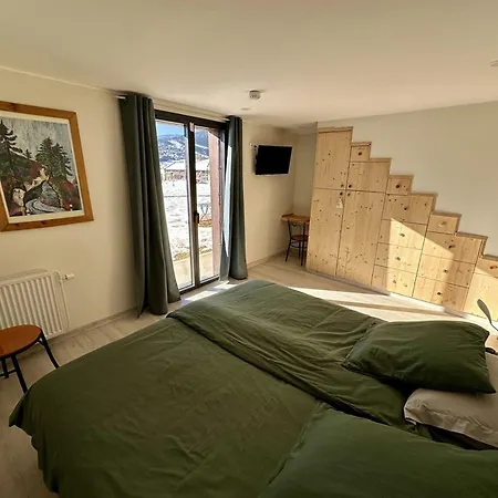 Maison Prestige En Foret Pour 15, Confort Et Elegance Aux Angles - Fr-1-295-213
