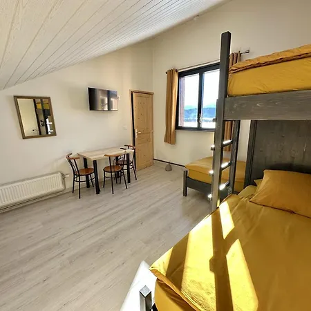 Maison Prestige En Foret Pour 15, Confort Et Elegance Aux Angles - Fr-1-295-213 * Les Angles (Pyrenees-Orientales)